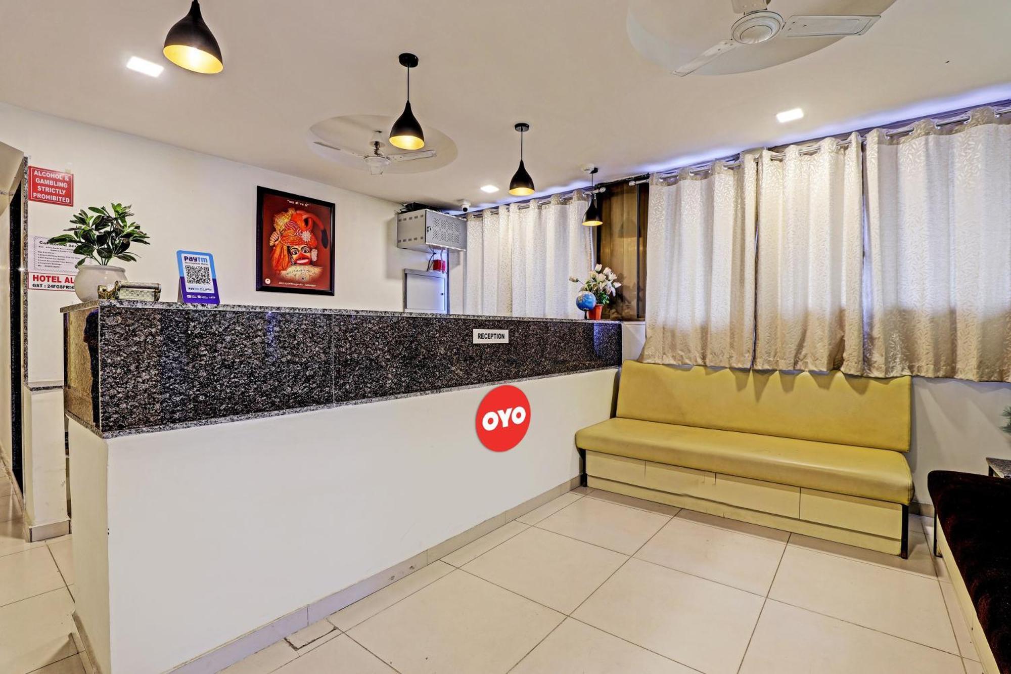 Hotel O Alexa أحمد أباد المظهر الخارجي الصورة