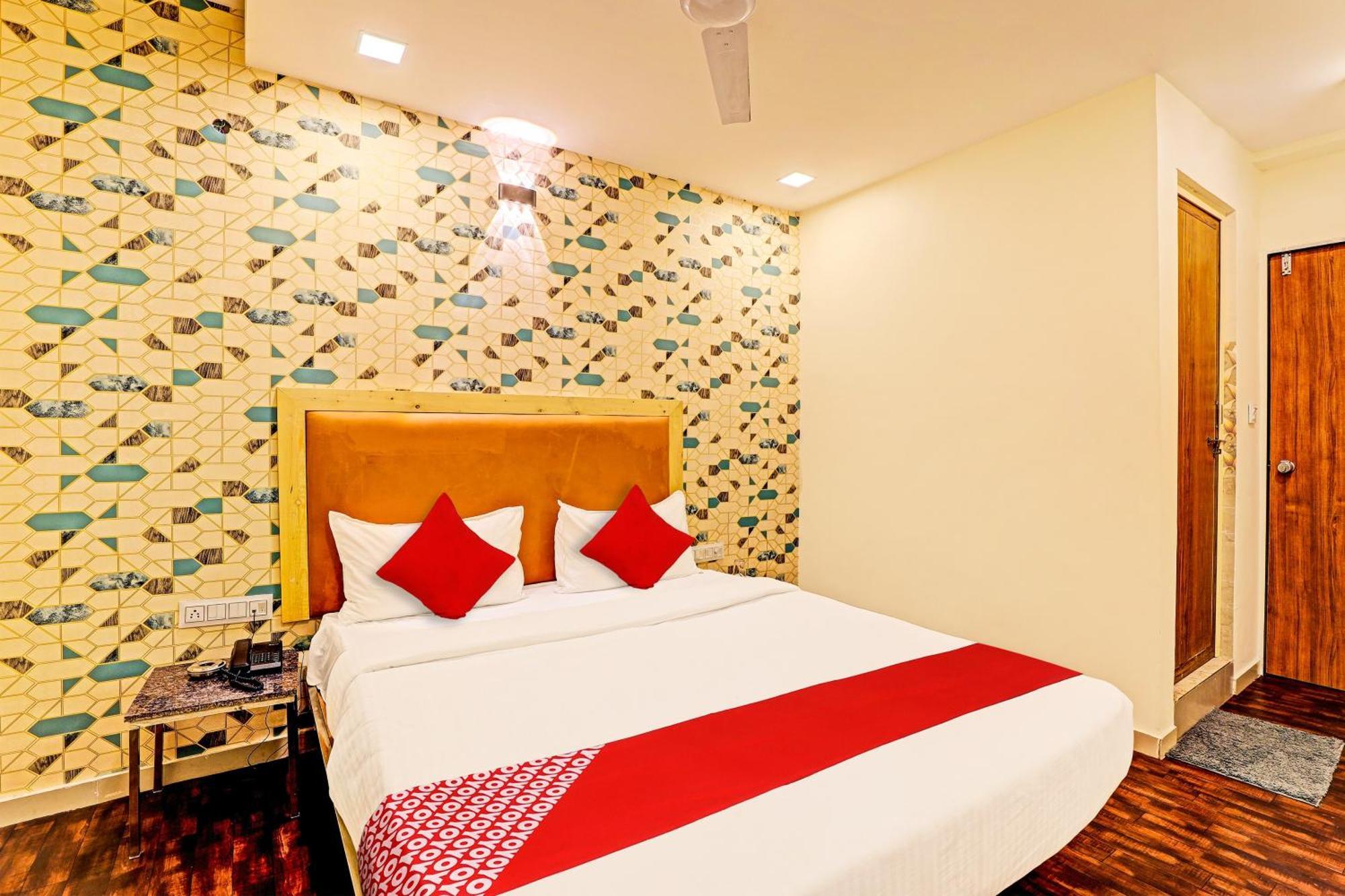 Hotel O Alexa أحمد أباد المظهر الخارجي الصورة