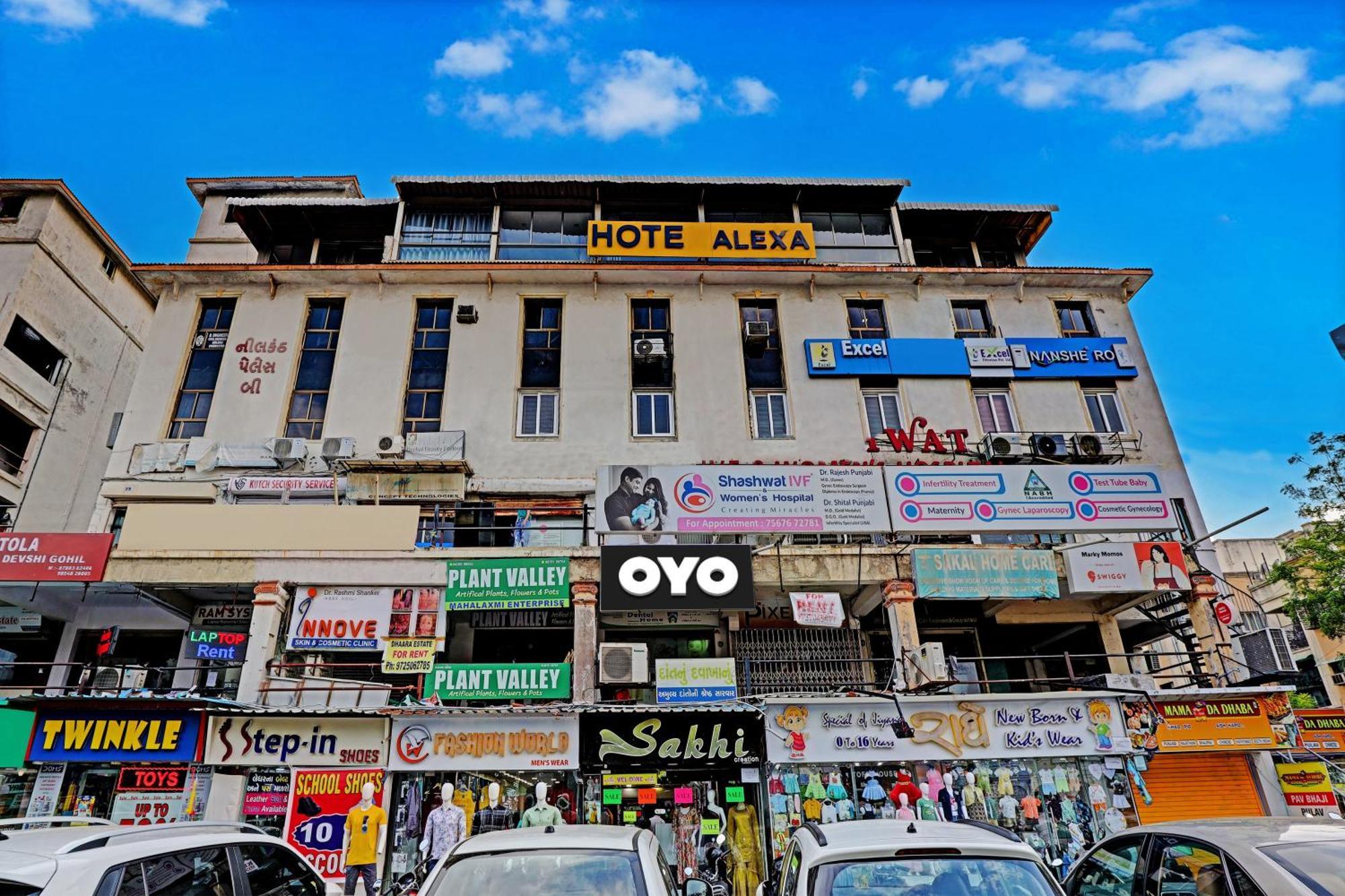 Hotel O Alexa أحمد أباد المظهر الخارجي الصورة